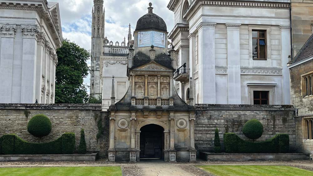 Cambridge-Gonville-and-Caius-Gate-of-Honour